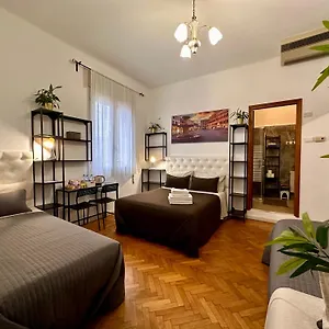 Casamia Bed & Breakfast